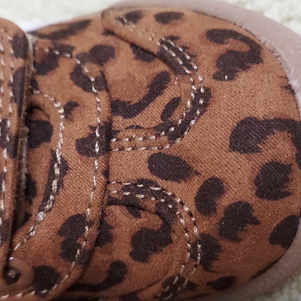 Cat & Jack Shoes - Picture 3 of 10